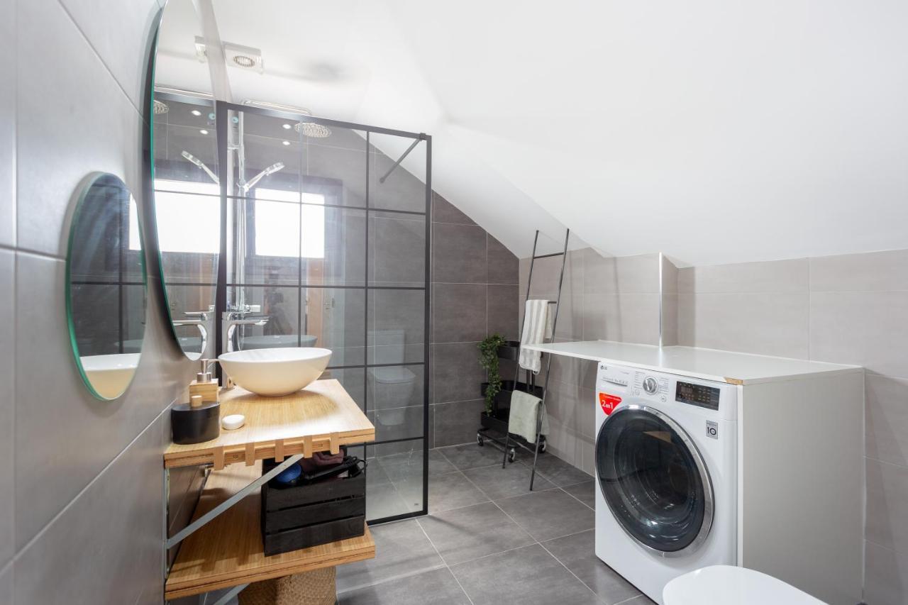 Luxury 4 Bedroom Penthouse Appartamento *